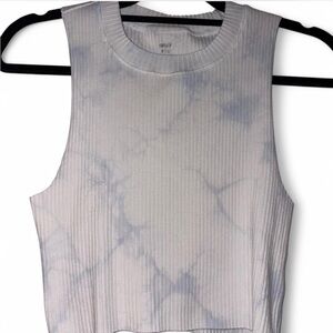 Aerie Ribbed Tie-Dye Crop Tank
Size: Medium